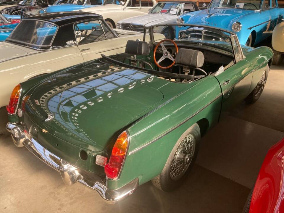 Immagine 11/14 di MG MGB (1970)