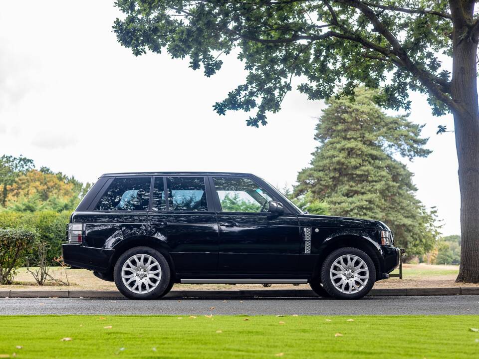 Image 18/50 de Land Rover Range Rover Vogue TDV8 (2009)