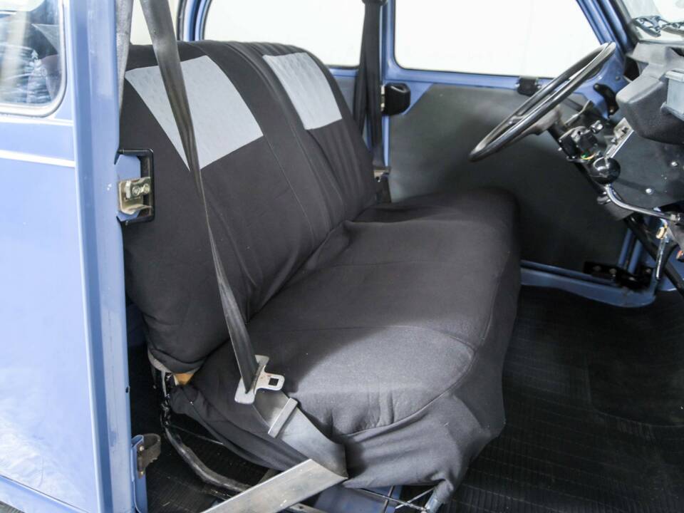 Image 15/50 of Citroën 2 CV 6 (1985)