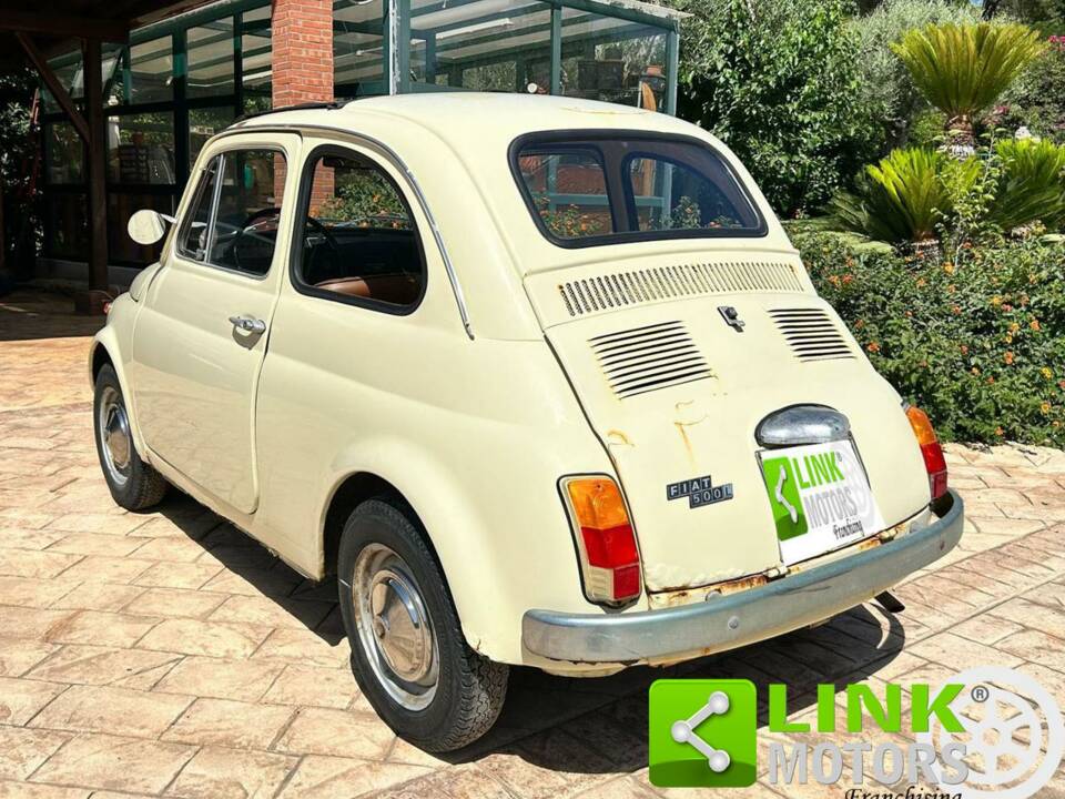 Image 4/10 of FIAT 500 L (1971)