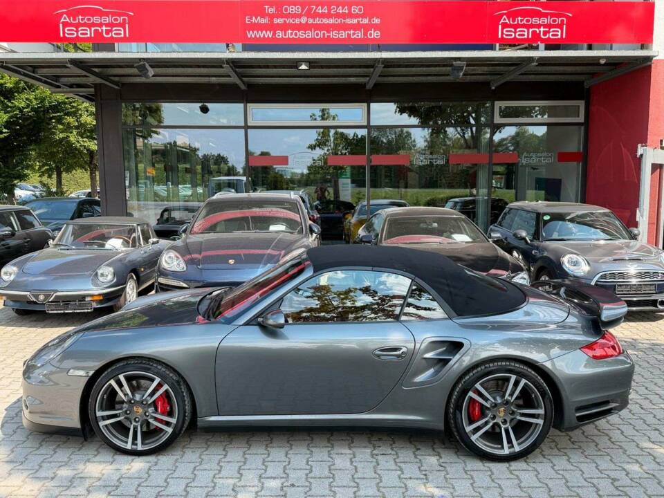Imagen 25/41 de Porsche 911 Turbo (2009)
