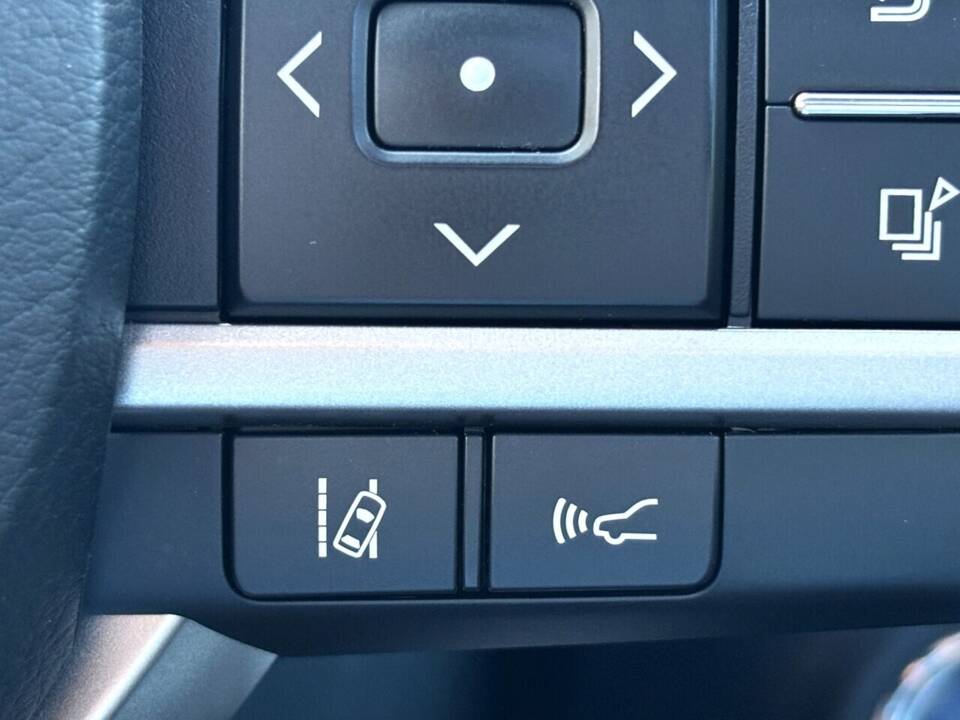 Image 19/27 de Lexus RX 450h (2011)