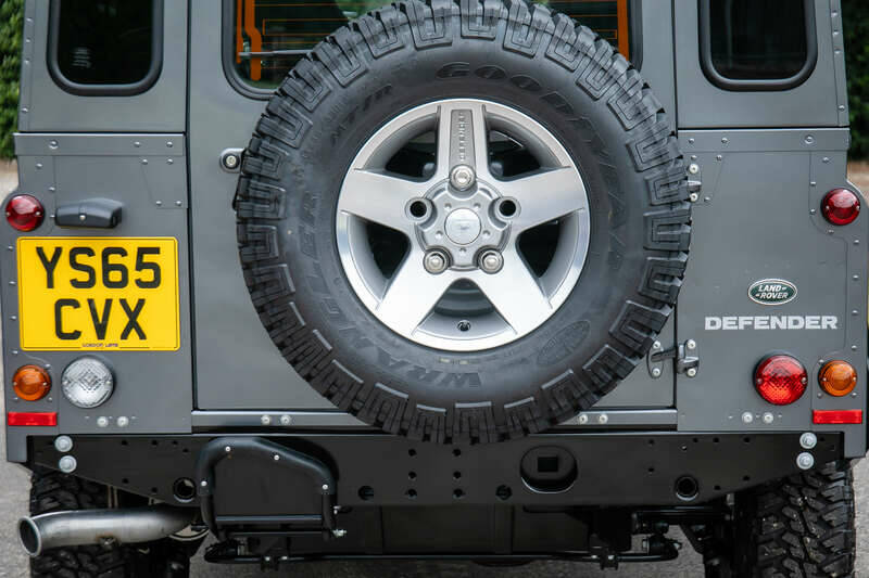 Bild 12/50 von Land Rover Defender 90 (2015)