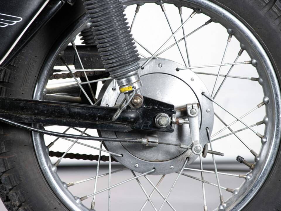 Bild 15/50 von Ducati 250 Scrambler (1971)