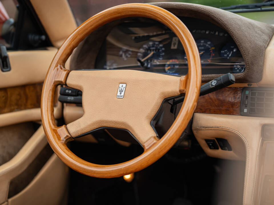 Image 34/46 of Maserati Biturbo Spyder Si (1986)