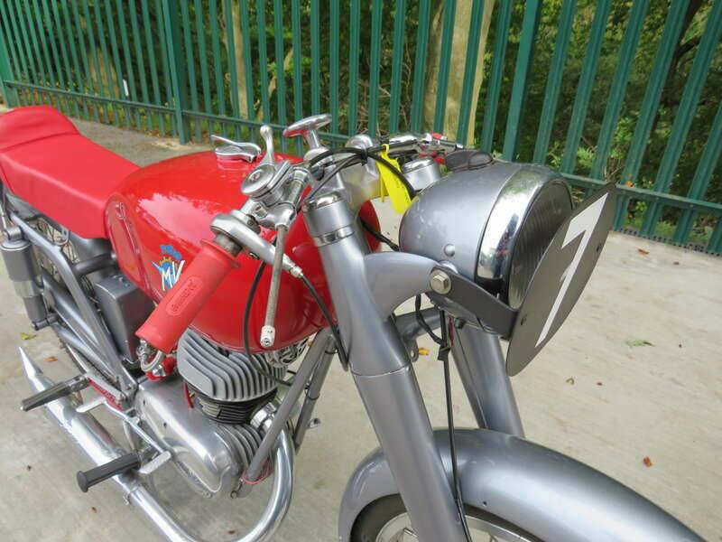 Bild 5/45 von MV Agusta 150 Sport (1953)
