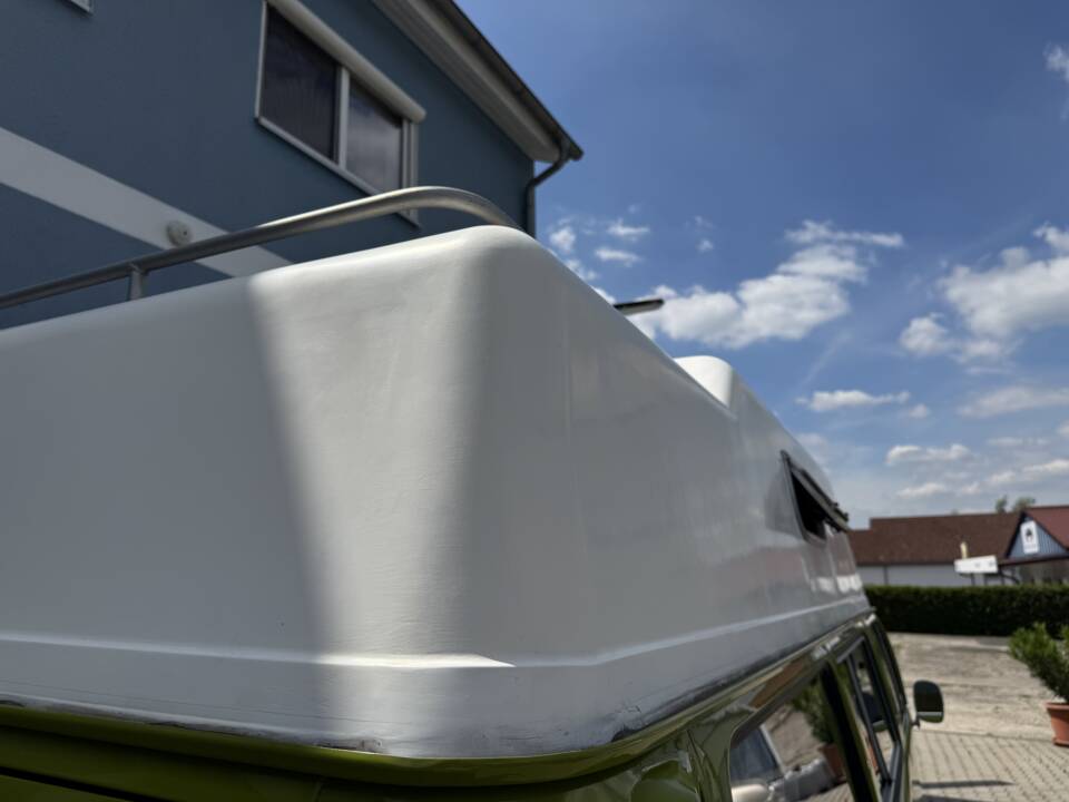 Image 42/100 of Volkswagen T2b Westfalia (1979)