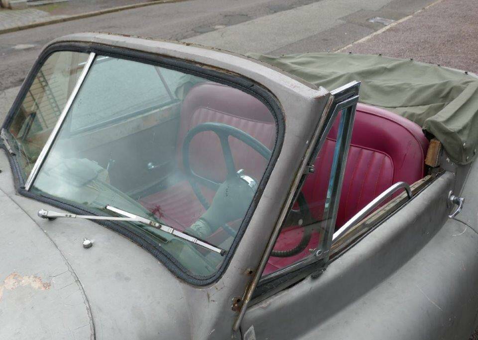 Image 10/16 of Jaguar XK 120 DHC (1950)