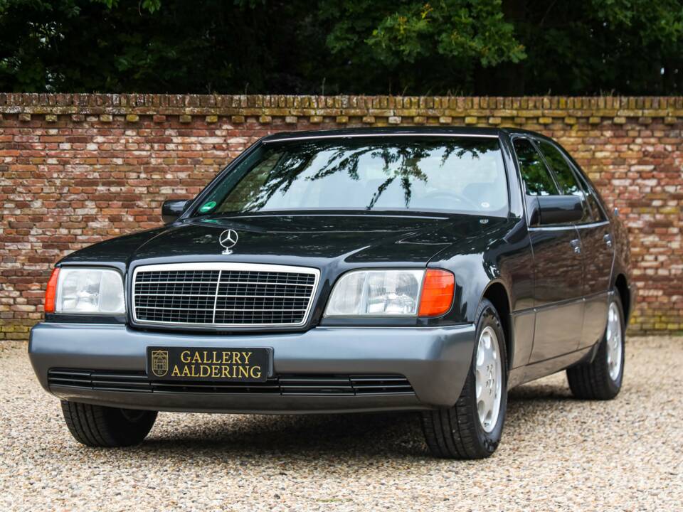 Bild 14/50 von Mercedes-Benz 400 SE (1991)