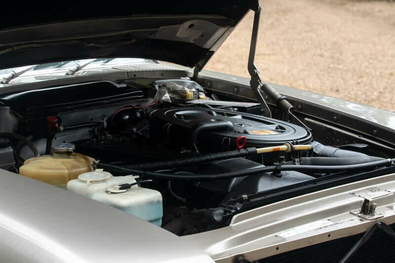 Imagen 49/50 de Mercedes-Benz 300 SL (1989)