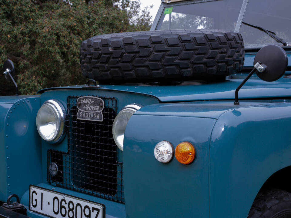 Image 9/48 of Land Rover 88 (1967)