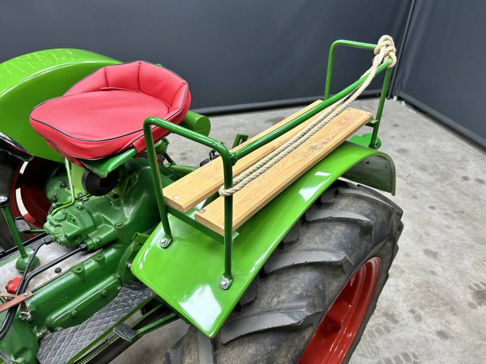 Image 36/50 de Porsche-Diesel P 133 (1956)