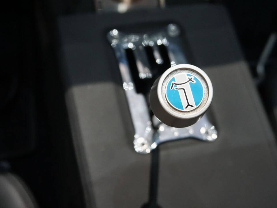 Image 35/51 of De Tomaso Pantera (1973)
