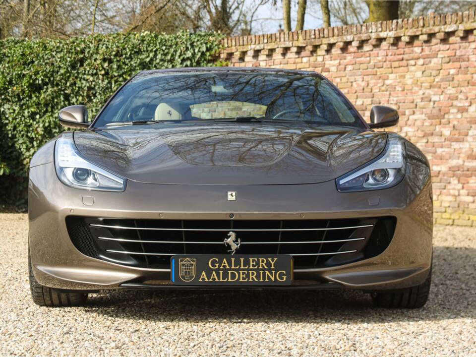 Imagen 37/50 de Ferrari GTC4Lusso (2018)