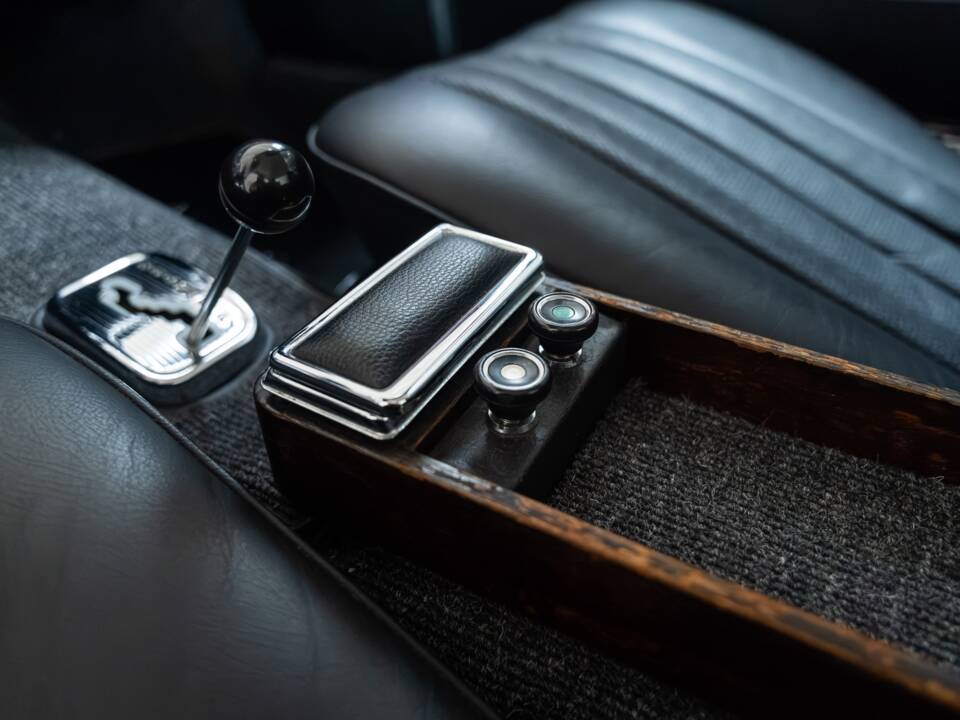 Image 23/35 of Mercedes-Benz 280 SL (1970)