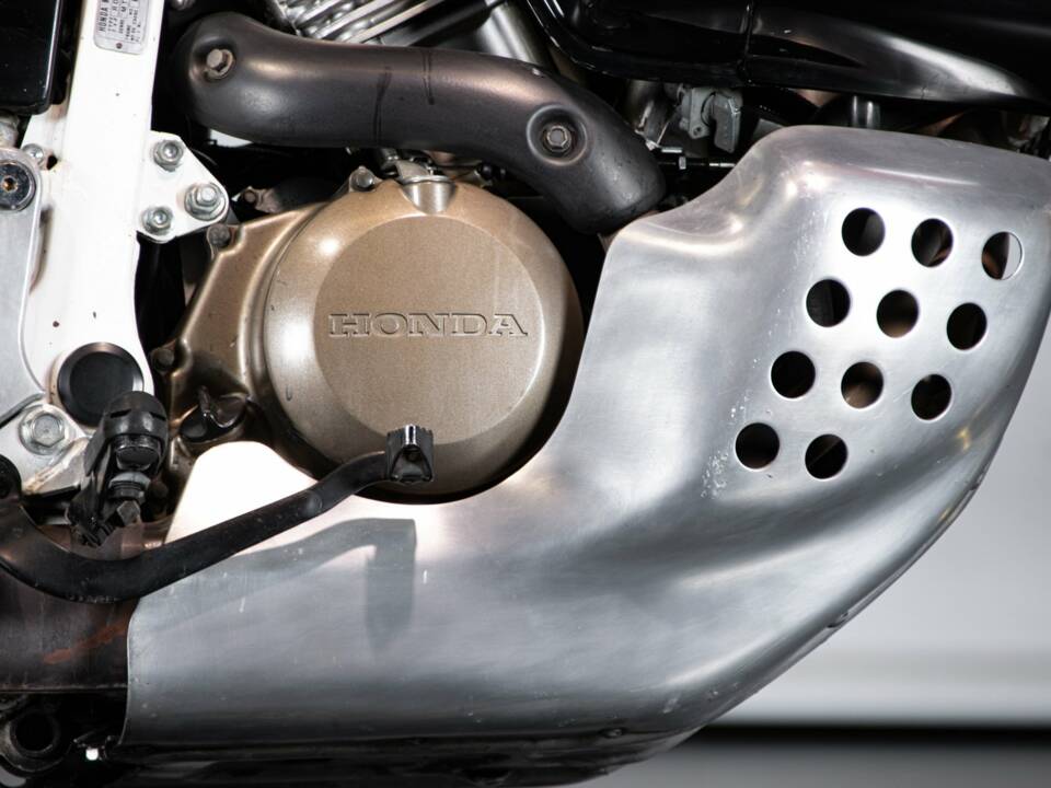 Image 32/50 de Honda DUMMY (1991)