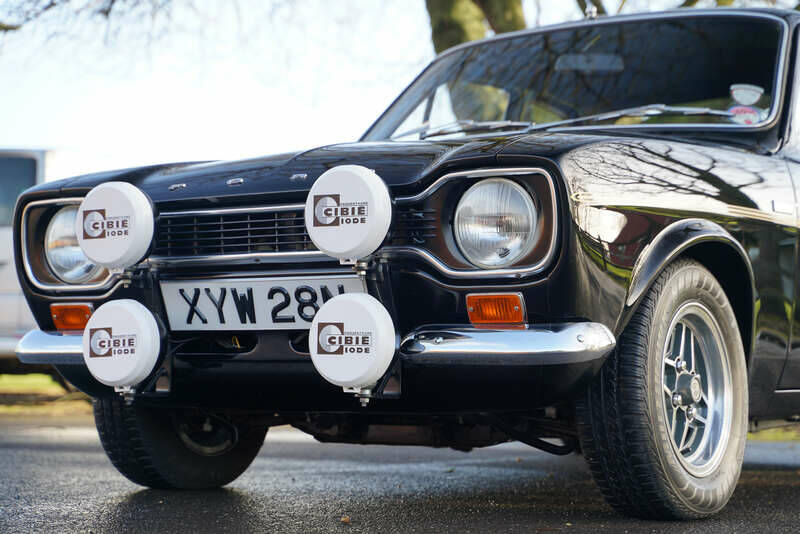 Image 15/50 de Ford Escort RS 2000 (1974)