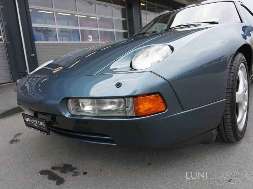 Immagine 14/46 di Porsche 928 S4 (1988)