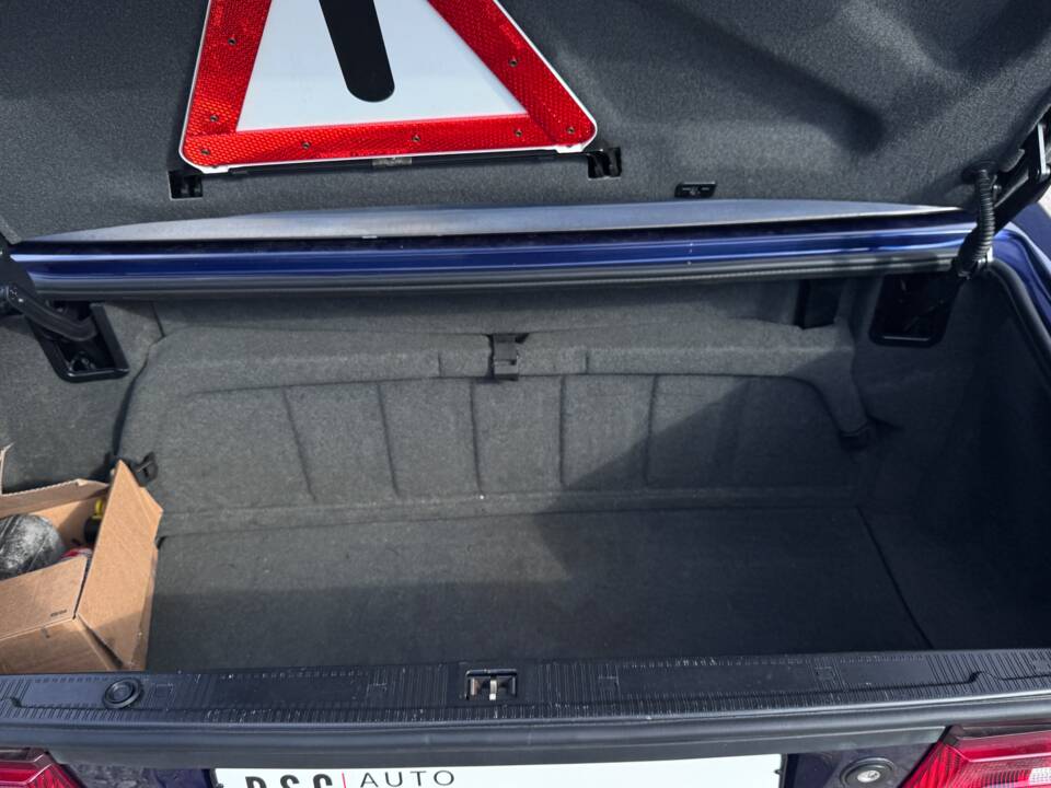 Bild 12/14 von Mercedes-Benz SL 500 (2000)