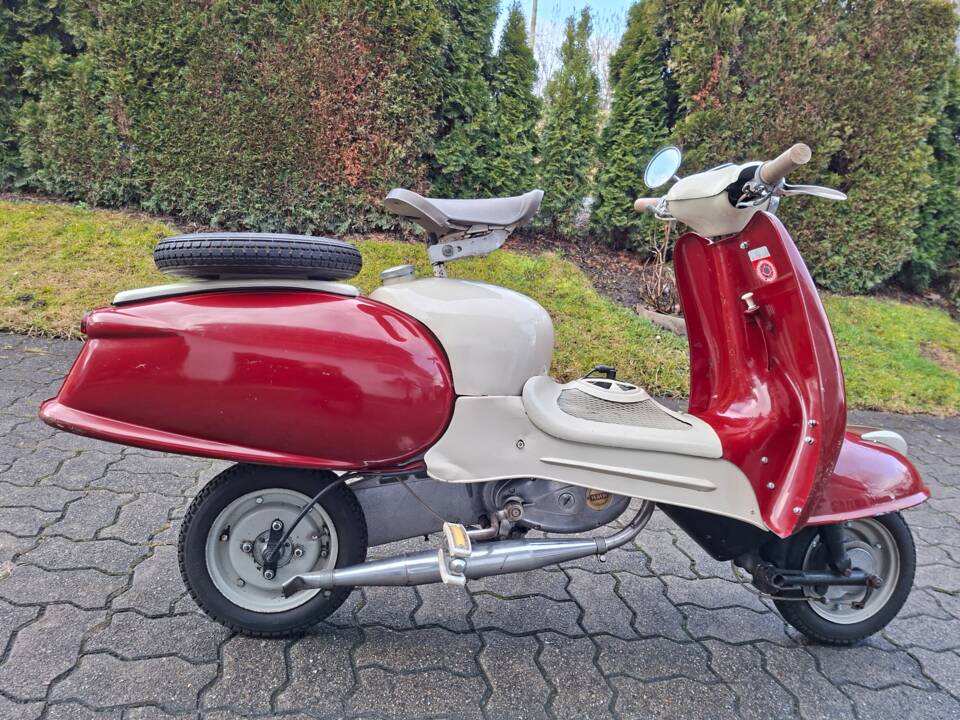 Afbeelding 2/52 van Druschkowitz Maya (1957)