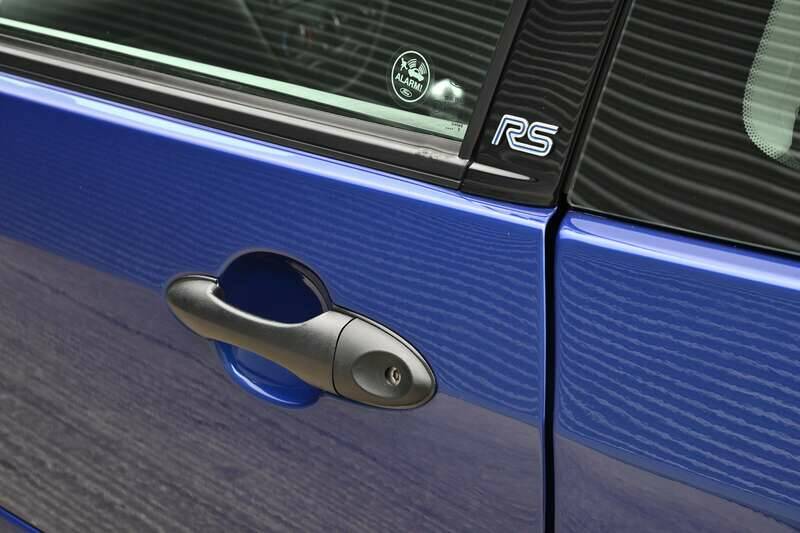 Image 33/50 of Ford Focus RS (2003)