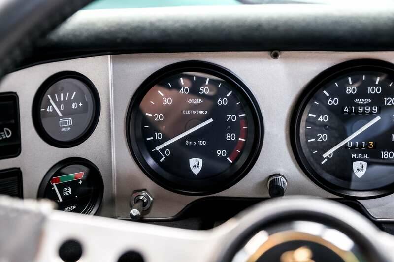 Afbeelding 27/32 van Lamborghini Espada 400 GT (1976)