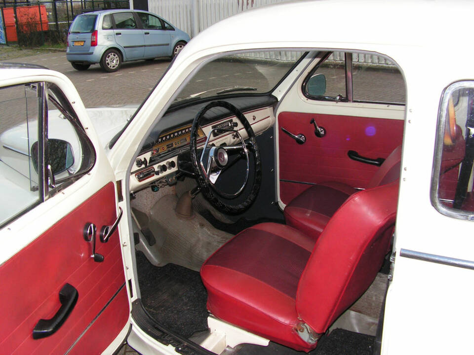 Immagine 5/6 di Volvo PV 544 Sport (1964)