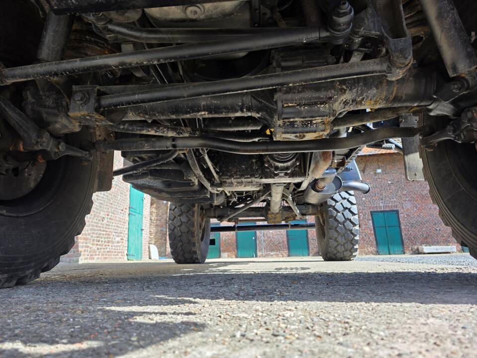 Image 14/38 de Mercedes-Benz Unimog U 1300 L (1986)