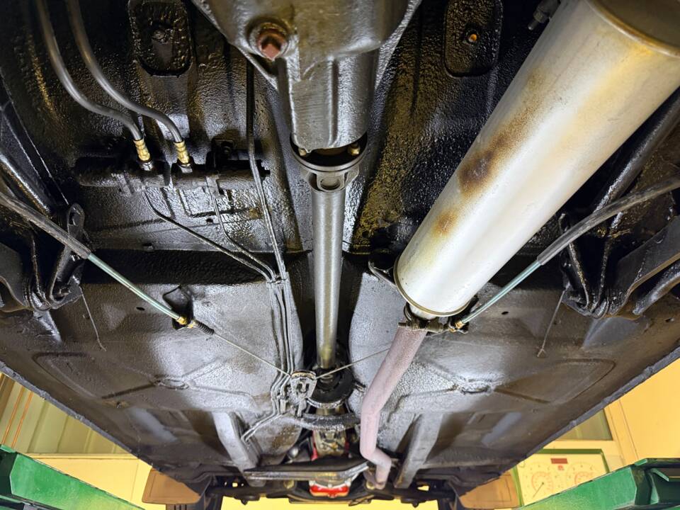 Image 42/44 de Volvo P 144 (1972)