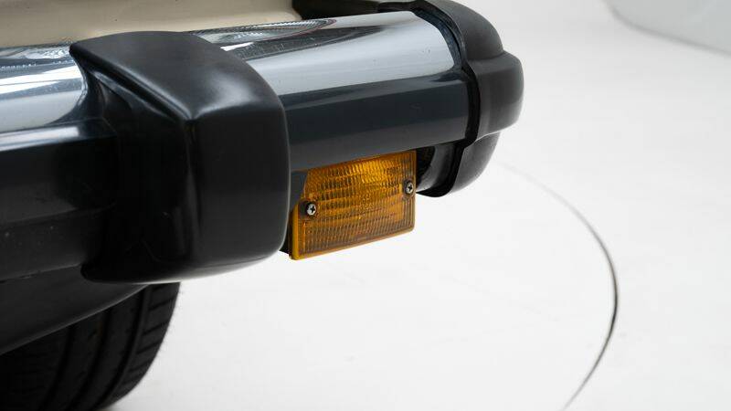 Bild 14/15 von Mercedes-Benz 380 SL (1982)