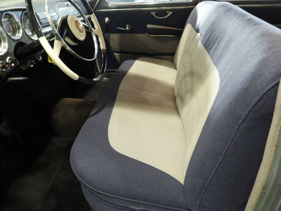 Image 5/15 of Alfa Romeo 2000 Spider (1958)