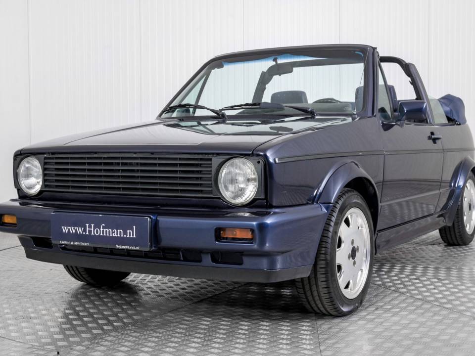 Bild 41/50 von Volkswagen Golf Mk I Convertible 1.8 (1992)