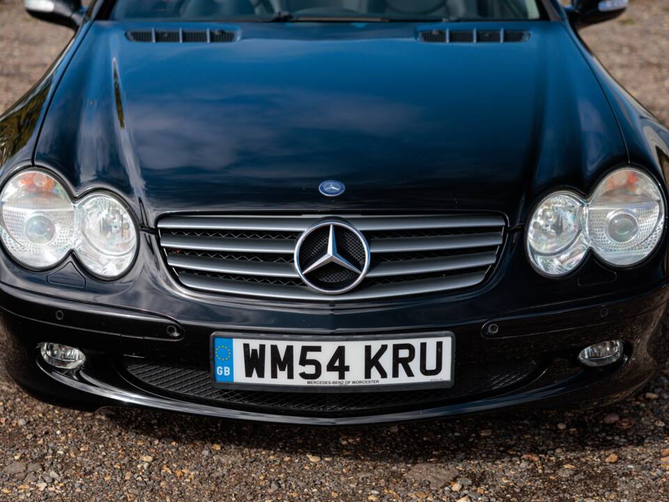 Image 19/50 of Mercedes-Benz SL 350 (2004)