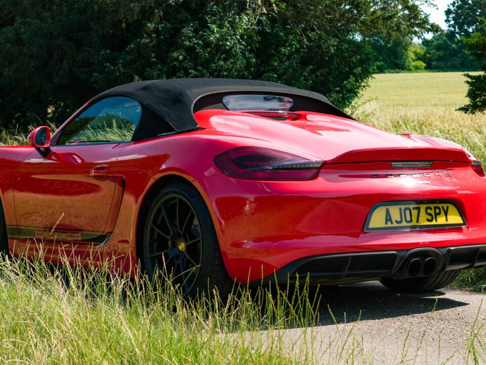 Image 21/24 of Porsche 718 Boxster Spyder (2015)