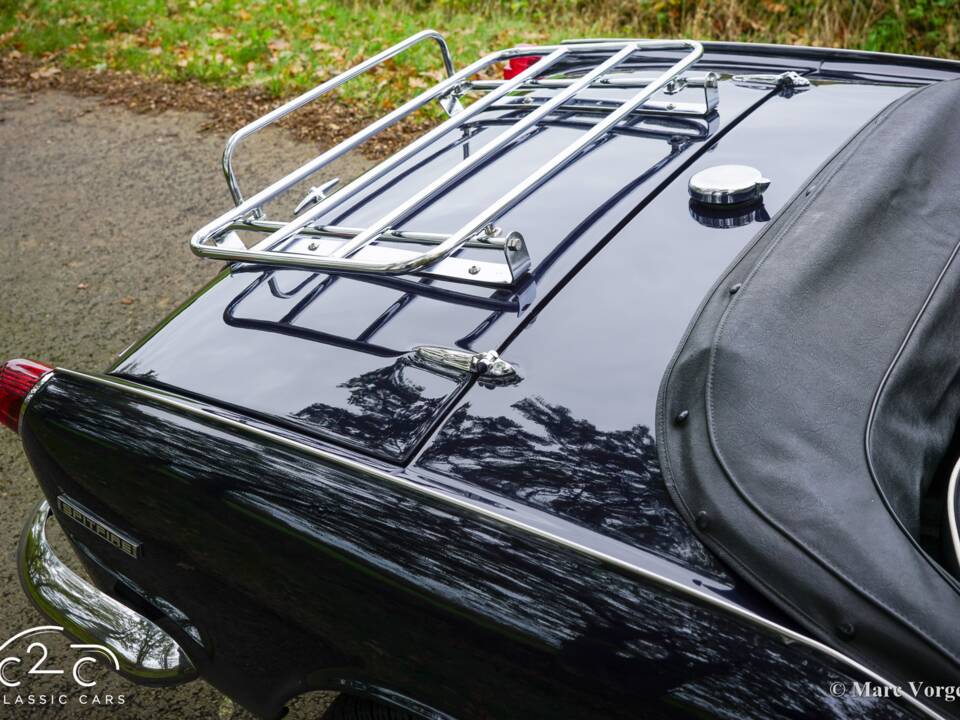 Image 42/60 of Triumph Spitfire Mk III (1970)