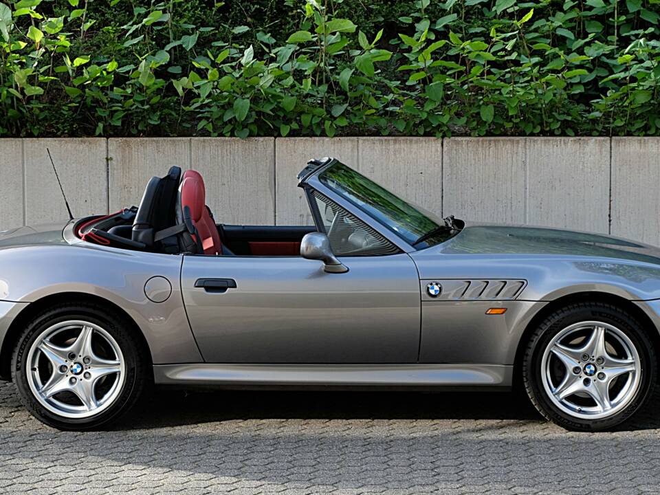 Obraz 2/61 pojazdu BMW Z3 Convertible 3.0 (2001)