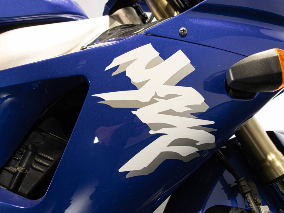Bild 45/50 von Yamaha YZF 1000 R1 (1998)
