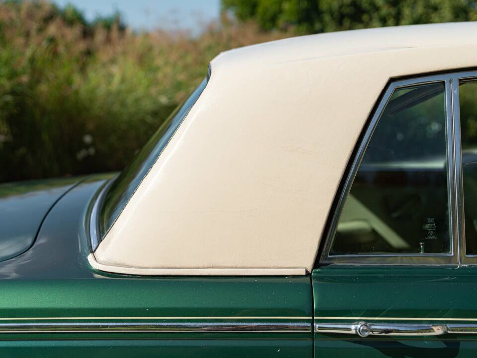 Bild 16/50 von Bentley T 1 (1973)