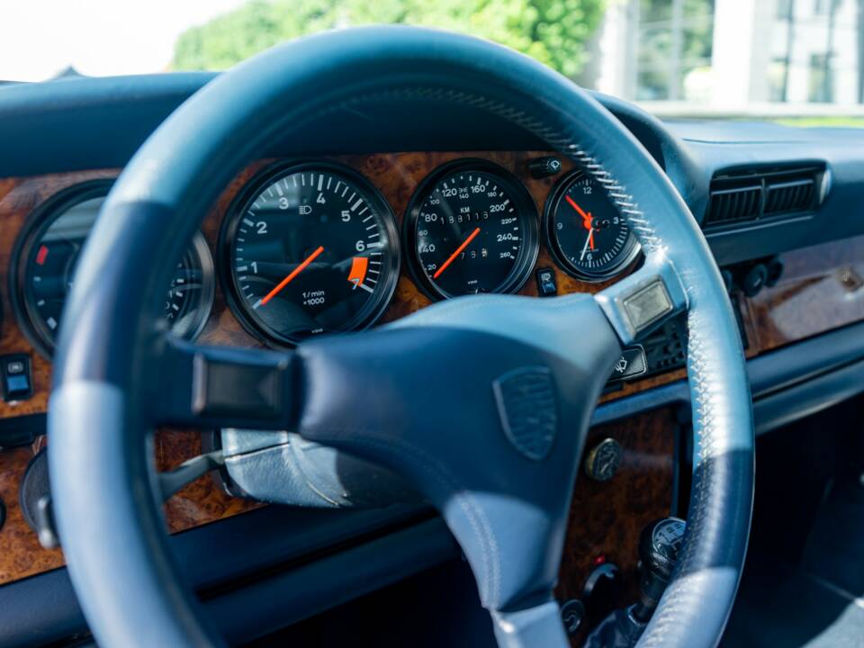 Bild 25/48 von Porsche 911 Carrera 3.2 (1984)