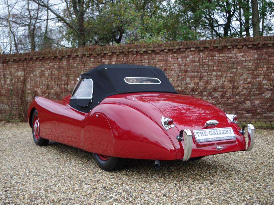 Image 7/50 of Jaguar XK 120 OTS (Alloy) (1949)