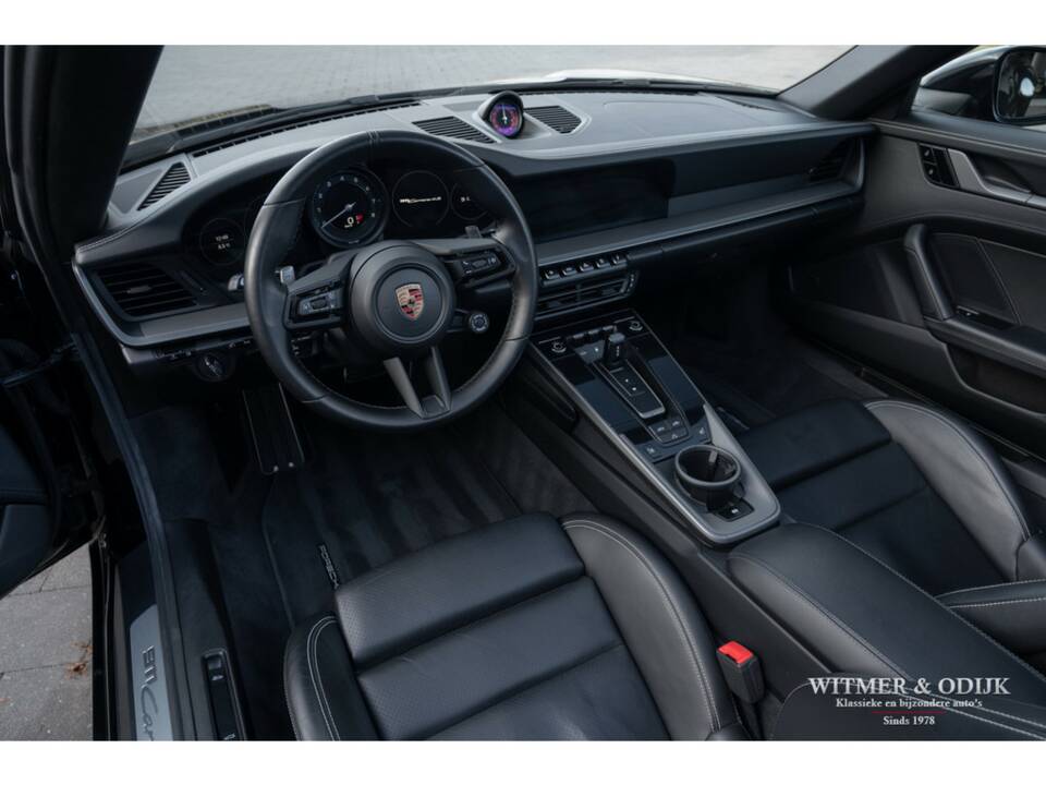 Image 13/39 de Porsche 911 Carrera 4S (2019)