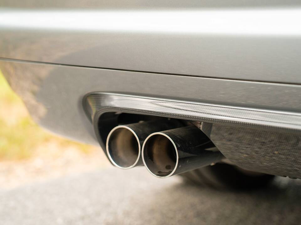Image 14/42 of BMW M3 CSL (2003)
