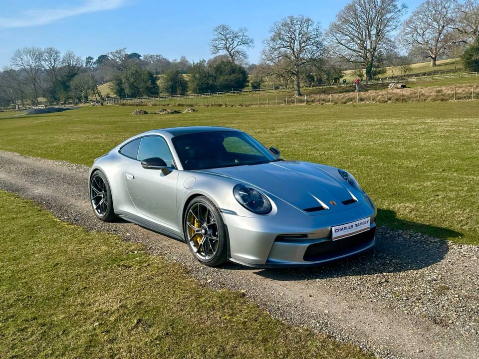 Image 1/36 of Porsche 911 GT3 Touring (2022)