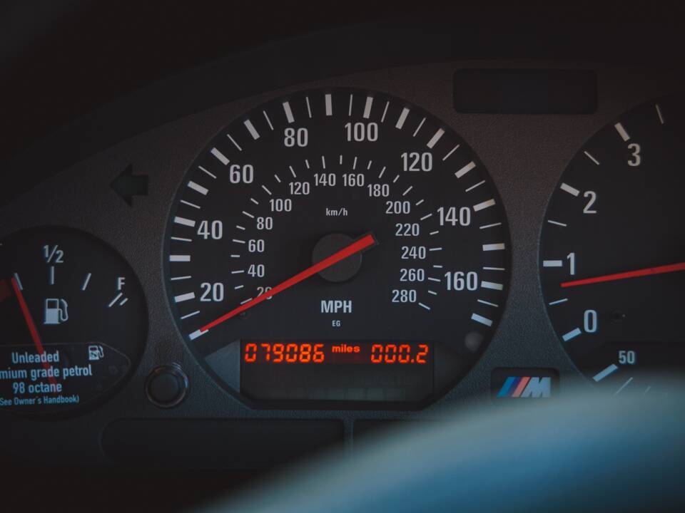 Immagine 28/37 di BMW M3 (1997)