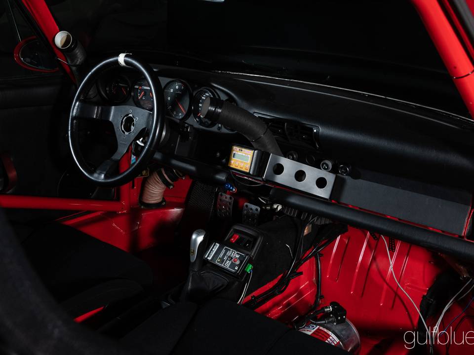 Image 9/49 of Porsche 911 Carrera RS Clubsport (1995)