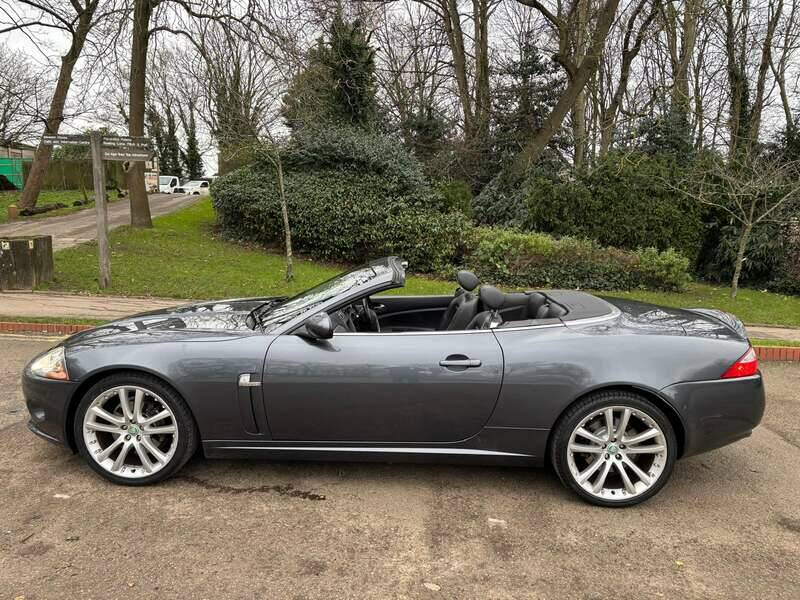 Immagine 8/50 di Jaguar XK 4.2 (2006)