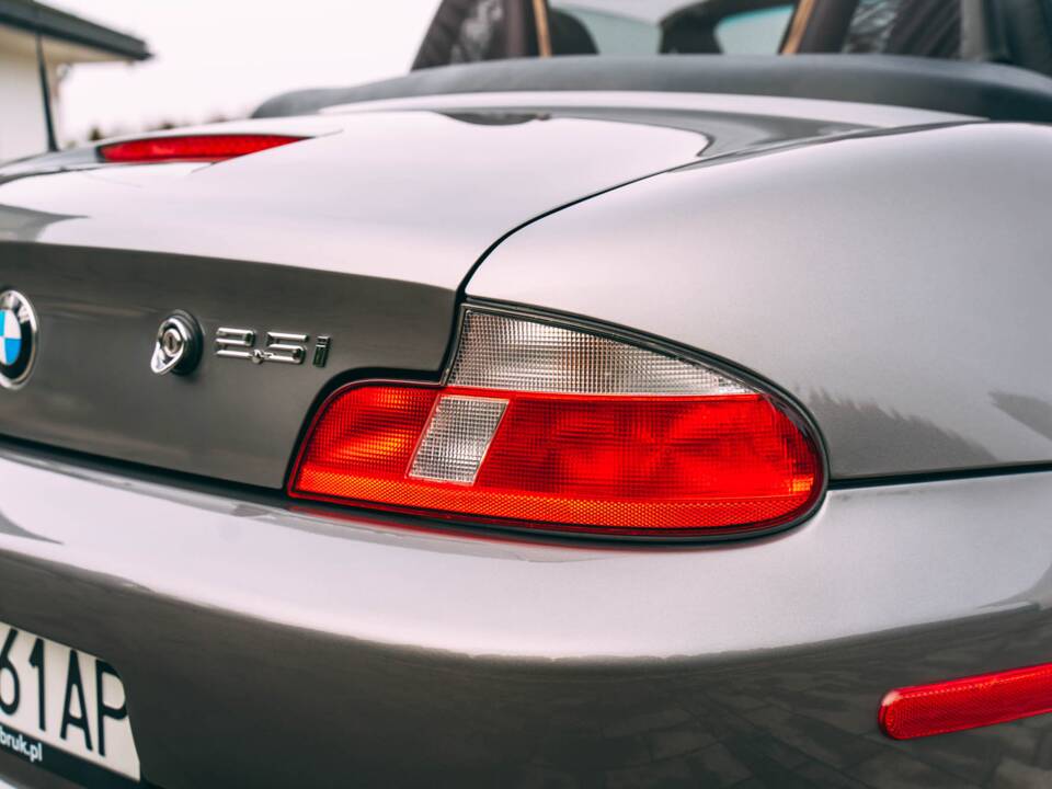 Afbeelding 26/86 van BMW Z3 2.5 (2001)