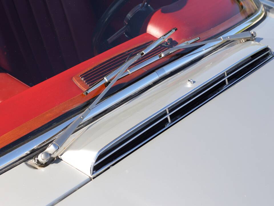 Bild 19/70 von Mercedes-Benz 280 SL (1967)