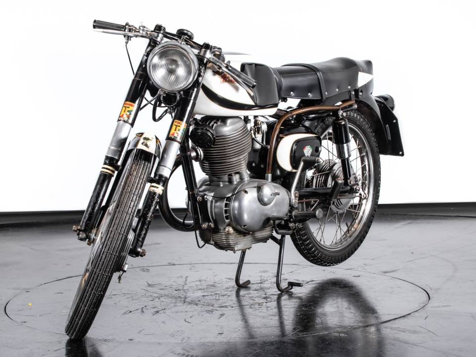 Afbeelding 2/11 van Moto Morini DUMMY (1960)