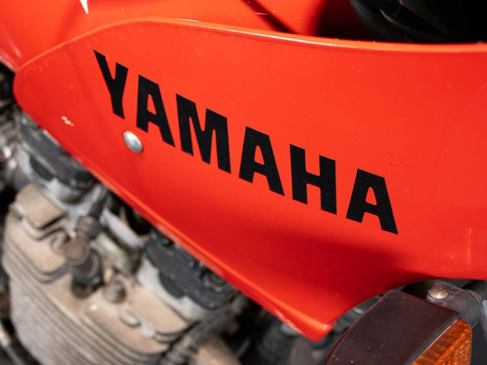 Image 43/50 of Yamaha XJ 600 (1984)